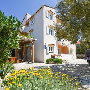Pernjak Apartmán Mandre