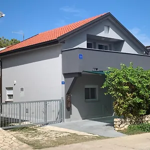 Boja Apartmán Vir